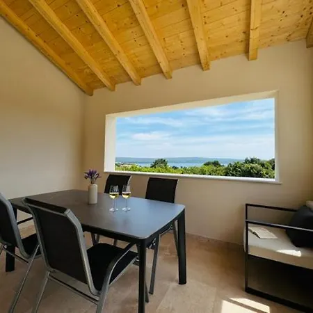 Guest House Lena, Nerezine, Mali Losinj
